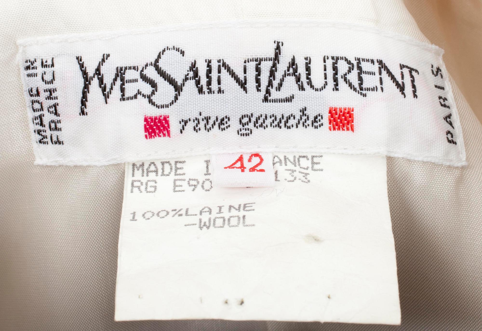 KAVAJ, Yves Saint Laurent.