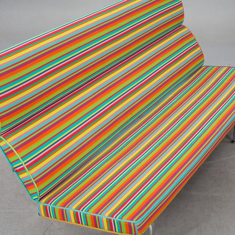 SOFFA. Charles och Ray Eames för Herman Miller USA.
Sofa Compact.