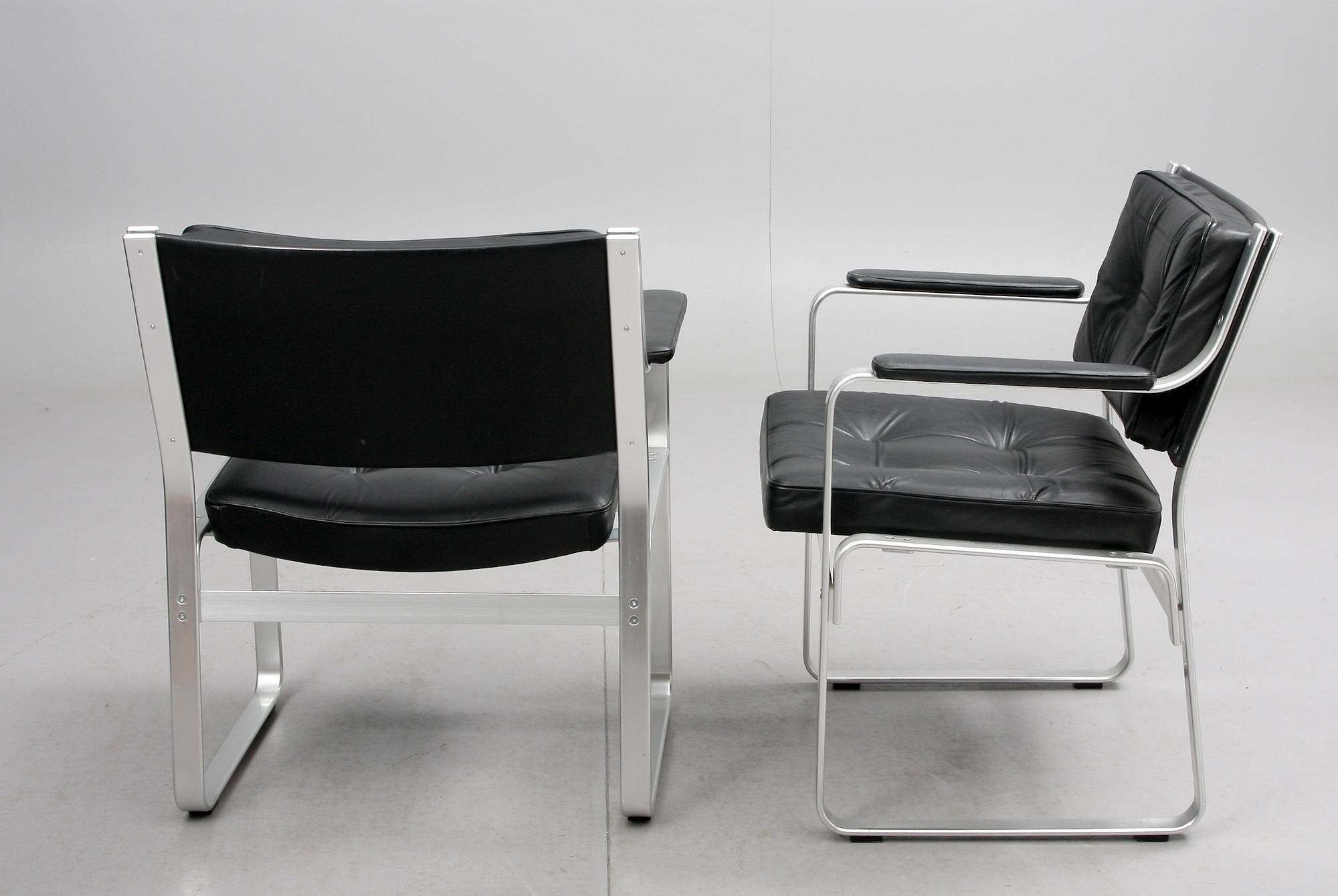 KARMSTOLAR, ett par, "Mondo", Karl-Erik Ekselius för JOC, Vetlanda.