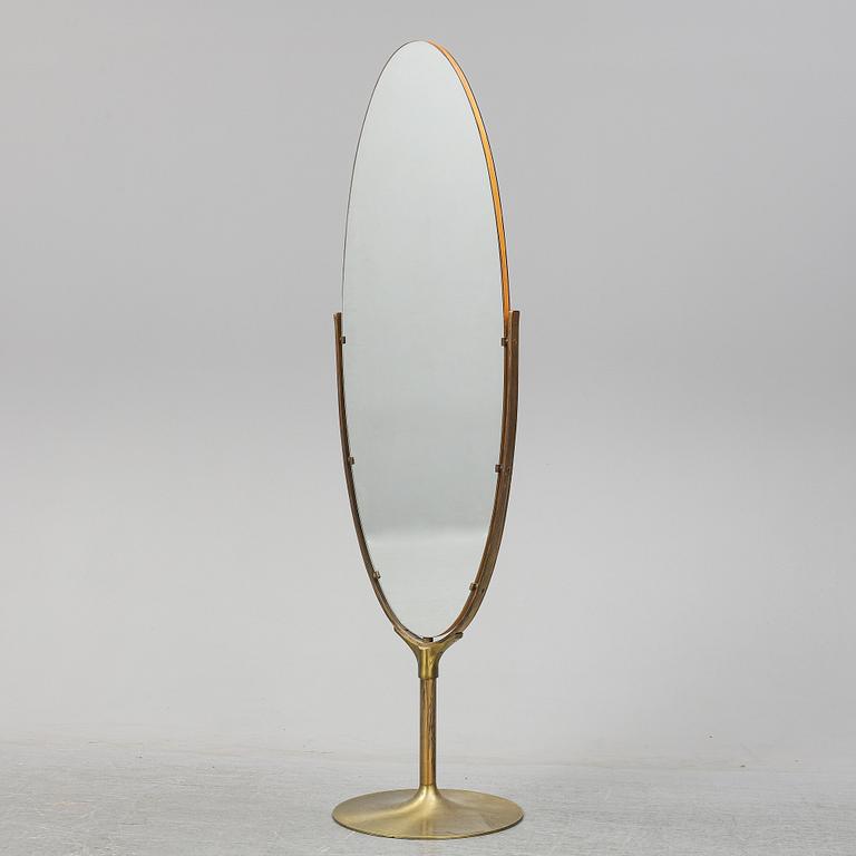 A floor mirror, second half of the 20th Century.