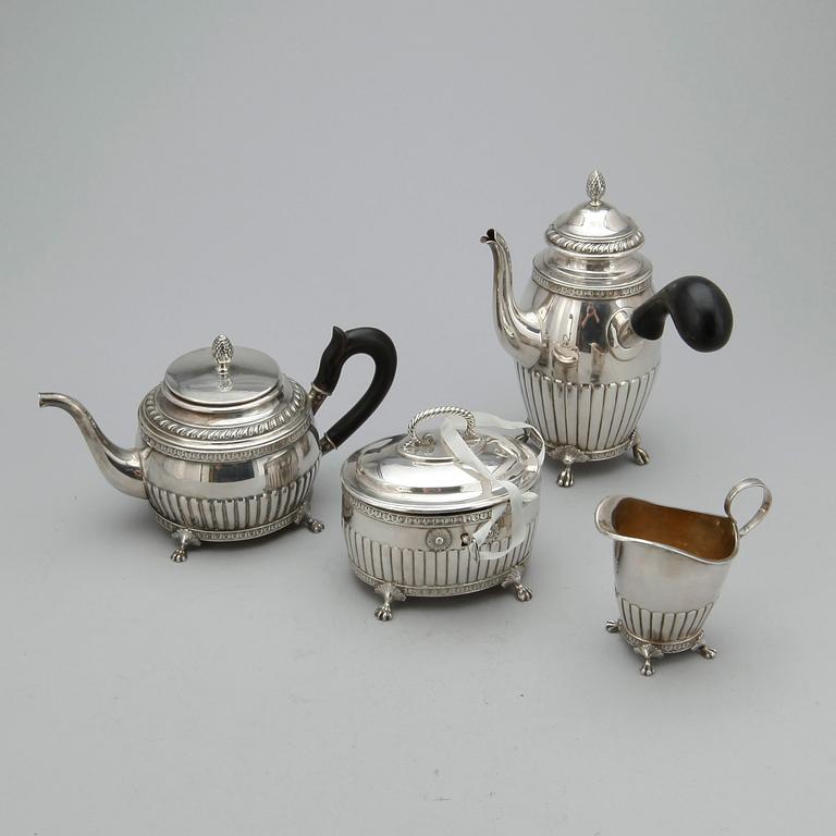 TÉ OCH KAFFESERVIS, 4 delar, nysilver, AG Dufva Stockholm, 1900-talets första hälft.