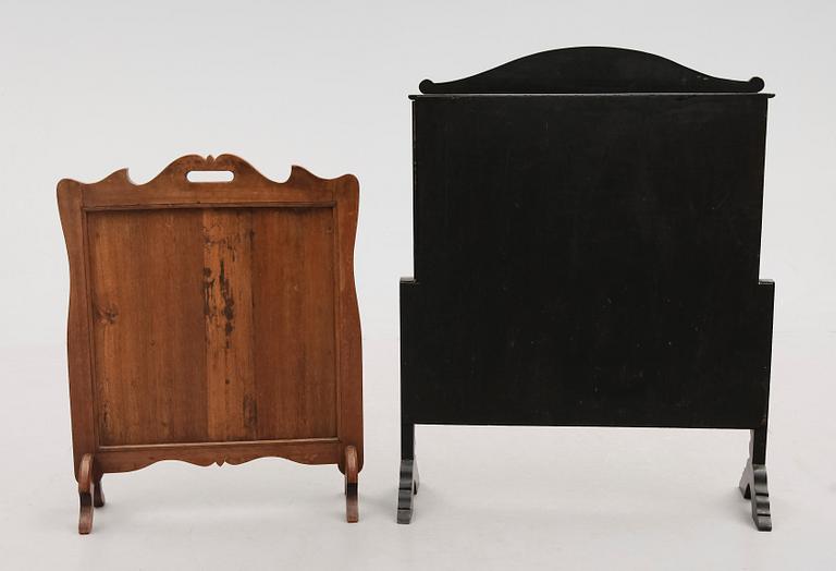 BRASSKÄRMAR, 2 st, England, 1900-talets första hälft.