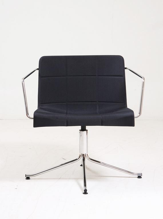 SNURRFÅTÖLJER, 2 st, "Millibar Chair", Anya Sebton för Lammhults, 2007.