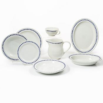 Wilhelm Kåge, 32-pieces of an 'Akademi' service, creamware, Gustavsberg, Sweden, 1936-39.