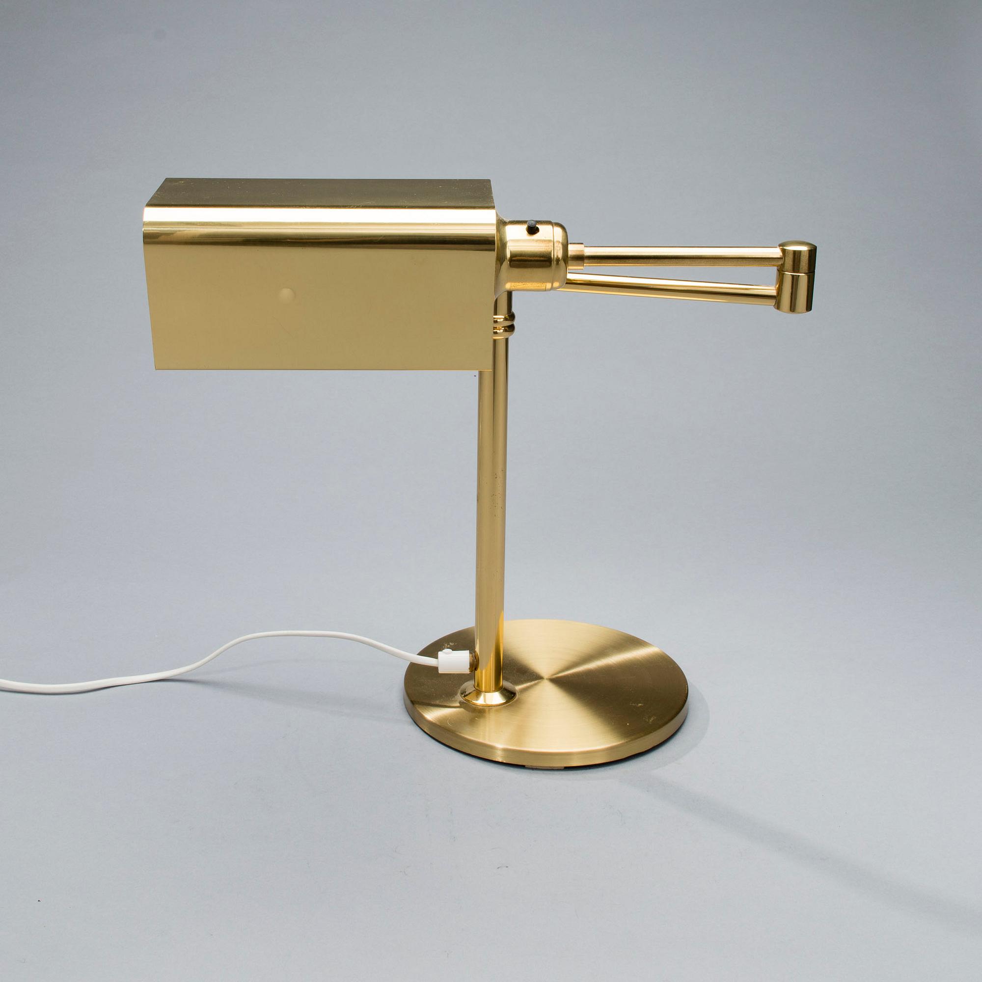 BORDSLAMPA, mässing, Ewå, Värnamo, 1900-talets sista kvartal.