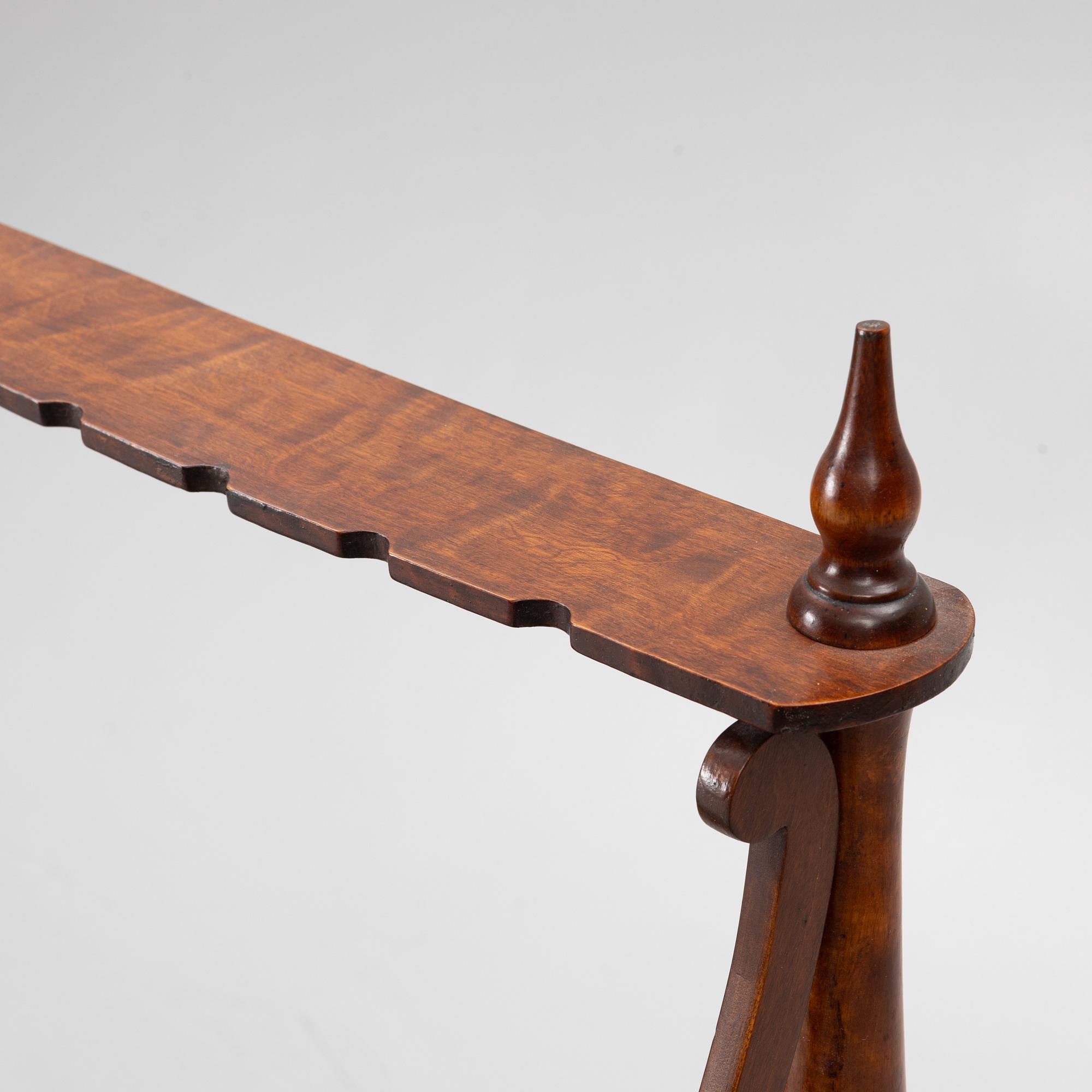 A pipe stand, possibly England, late 19th century.