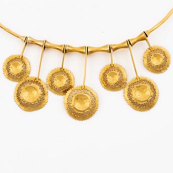Tapio Wirkkala, collier, 18K guld "Vikingahalsband", Finland.