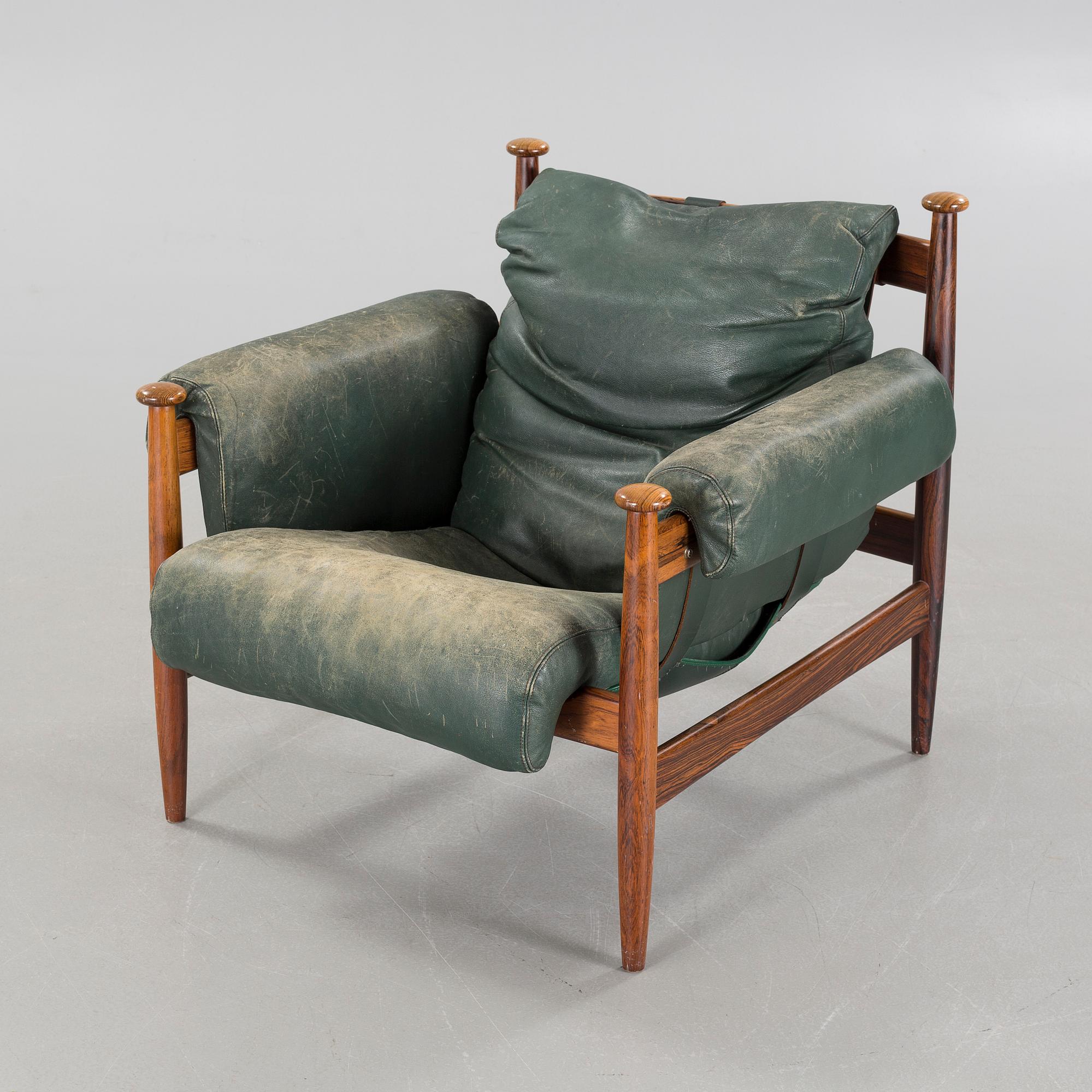 ERIC MERTHEN, fåtölj, "Amiral", Industri IRE, Skillingaryd, 1960-tal. CITES-intyg.