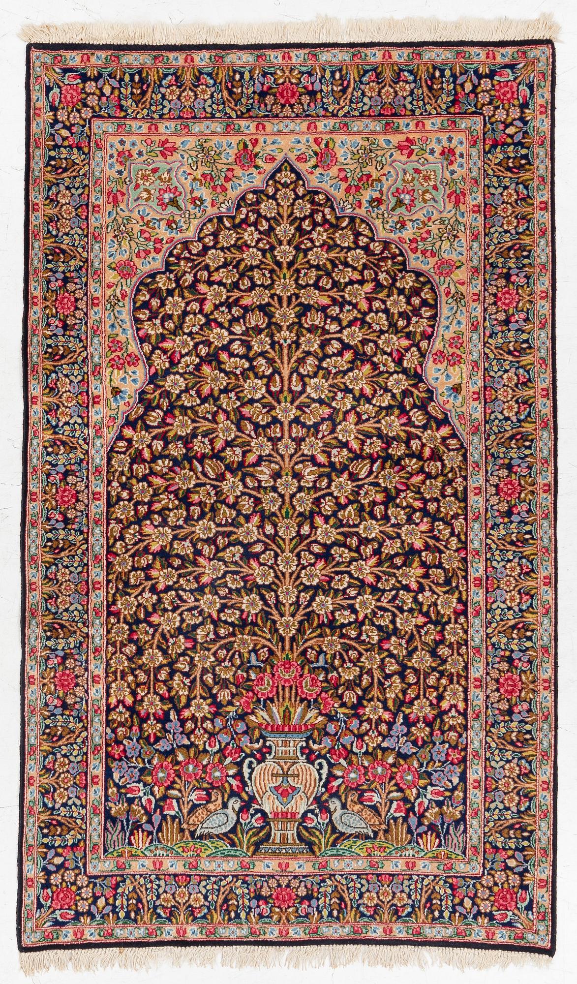 Carpet, Kirman, approx. 210 x 125 cm.