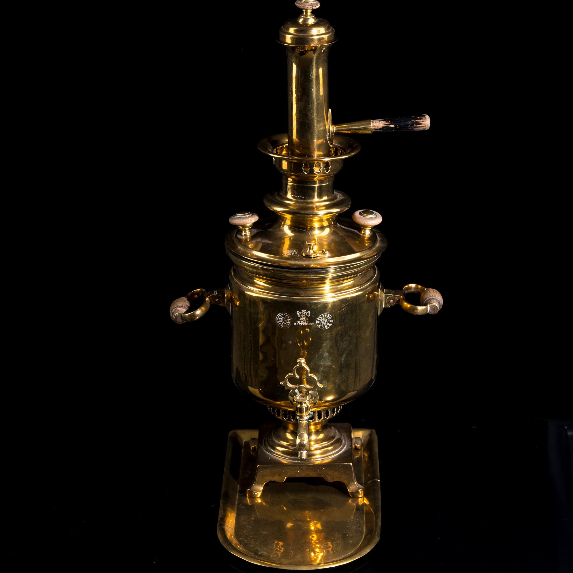 SAMOVAR, mässing, Bröderna Petrov, Tula Ryssland 1850.