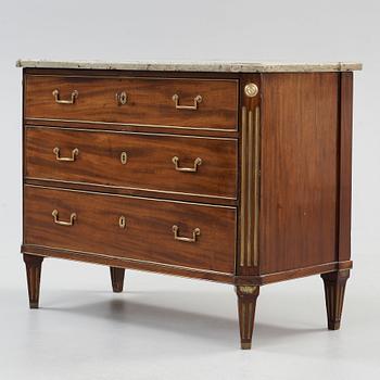 A late Gustavian circa 1800 commode, by C. D. Fick.