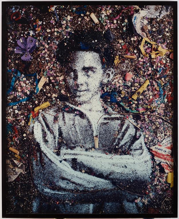 Vik Muniz, "Aftermath (Emerson) - from the project Children of Brazil", 1998.