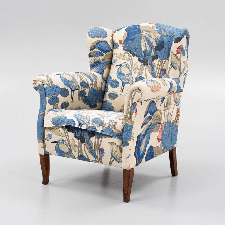 Öronlappsfåtölj, 1900-tal.