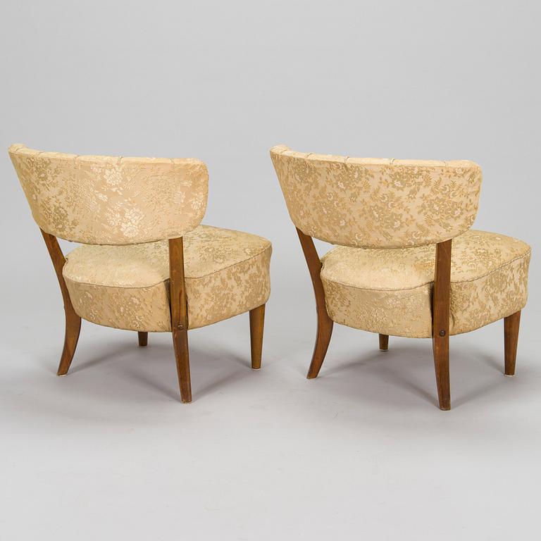 Lisa Johansson-Pape, a pair of 1940s armchairs for Oy Stockmann Ab, Keravan puusepäntehdas.