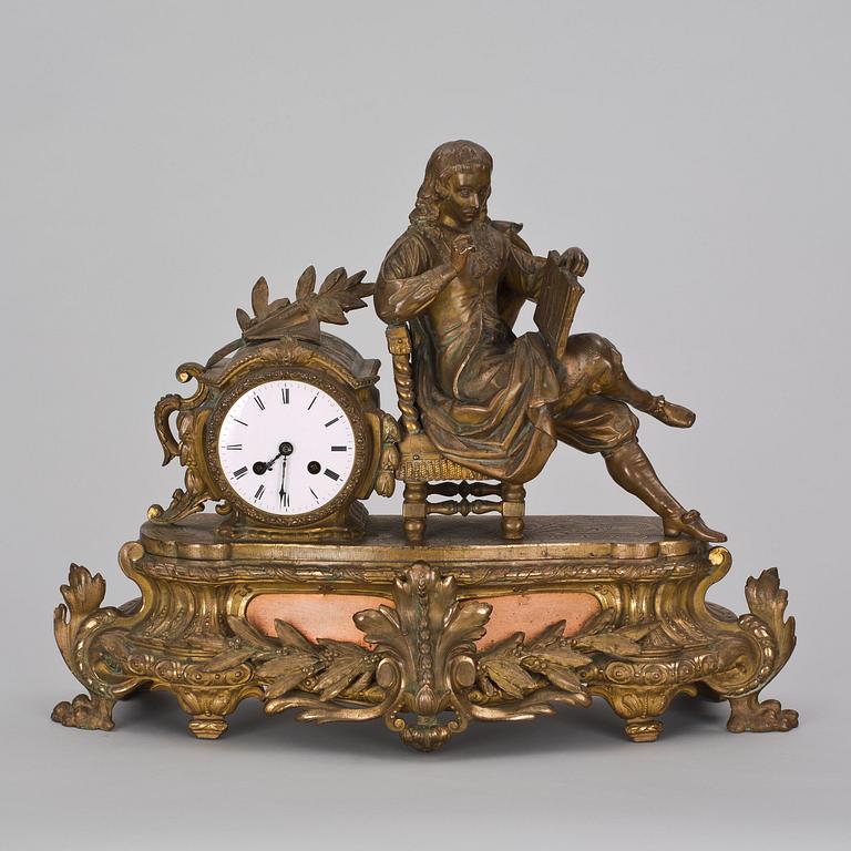 BORDSPENDYL, nyrenässans. 1800-talets andra hälft.