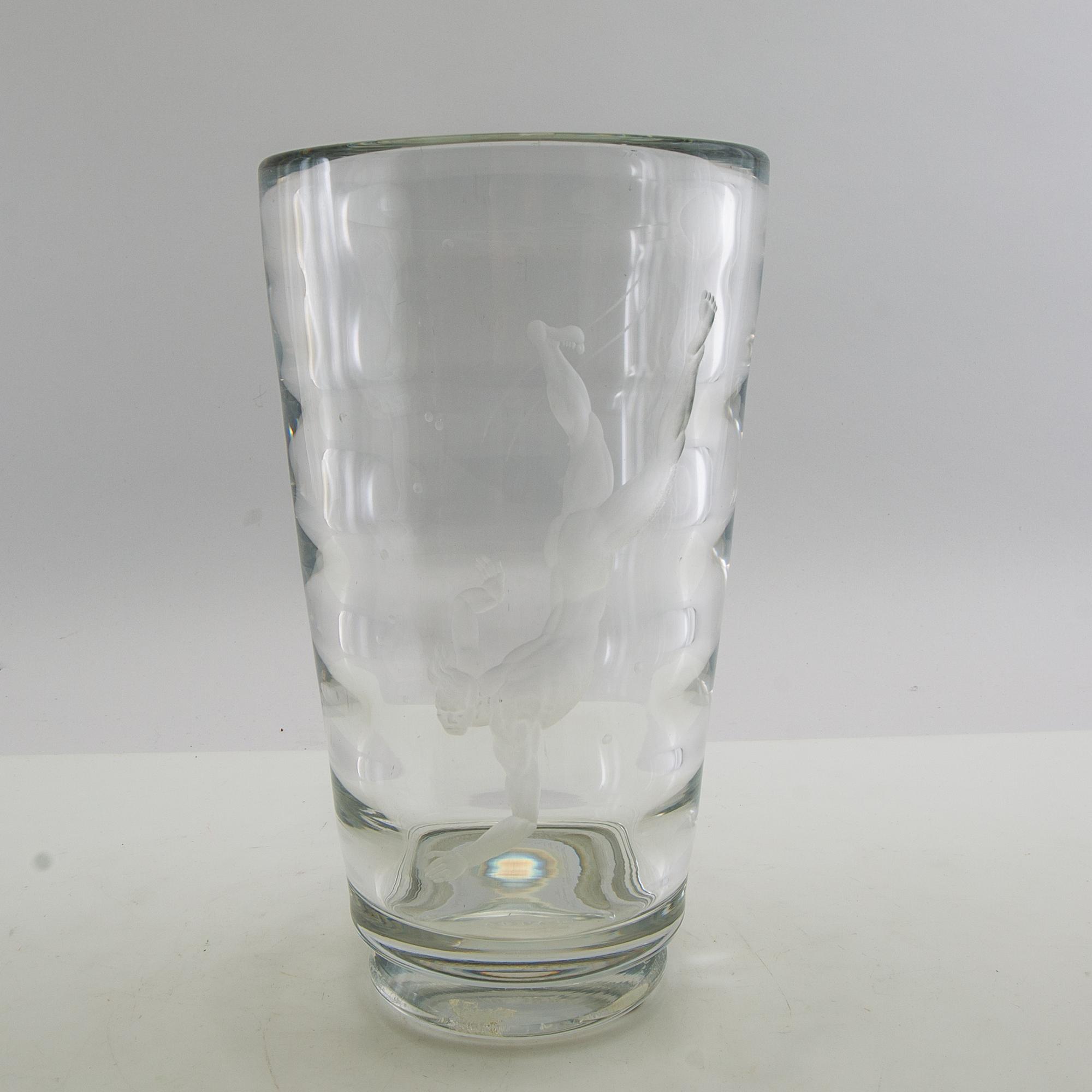 Vicke Lindstrand, vase, glass, "Pearl Fisher", Orrefors, 1930s.