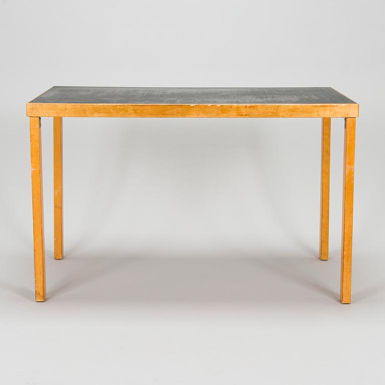 Alvar Aalto, bord, modell 96, O.Y. Huonekalu-ja Rakennustyötehdas A.B. 1950-tal.