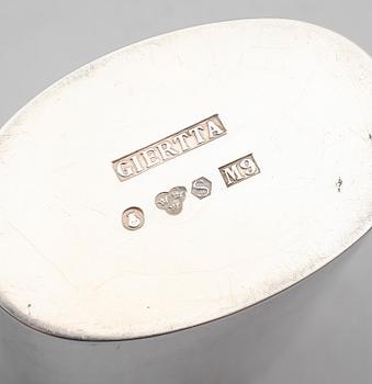 LOCKDOSA, silver, Claes E Giertta, Stockholm 1962. Vikt ca 178 gram.