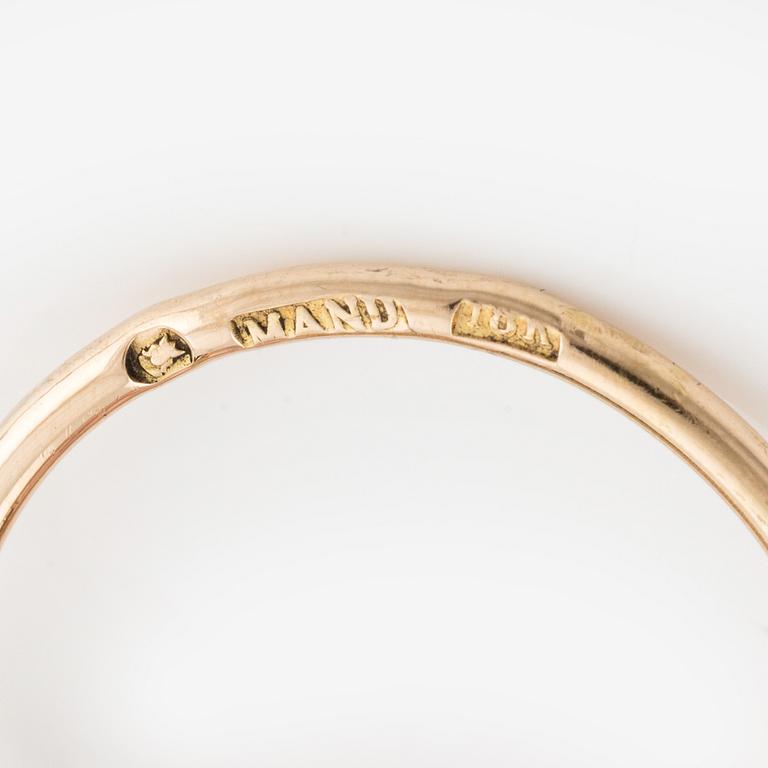 Ring med rosa turmalin och briljantslipade diamanter.