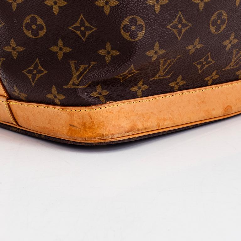 Louis Vuitton, A Monogram 'Cruiser Bag 40' Bag.
