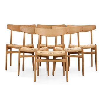 35. Hans J. Wegner, HANS J WEGNER, stolar, 6 st,  "CH-23 Spisestolen", Carl Hansen & Son, Odense, Danmark.