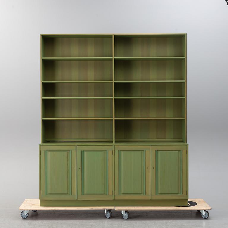 CARL MALMSTEN, bokhylla med underskåp, 1900-talets slut.