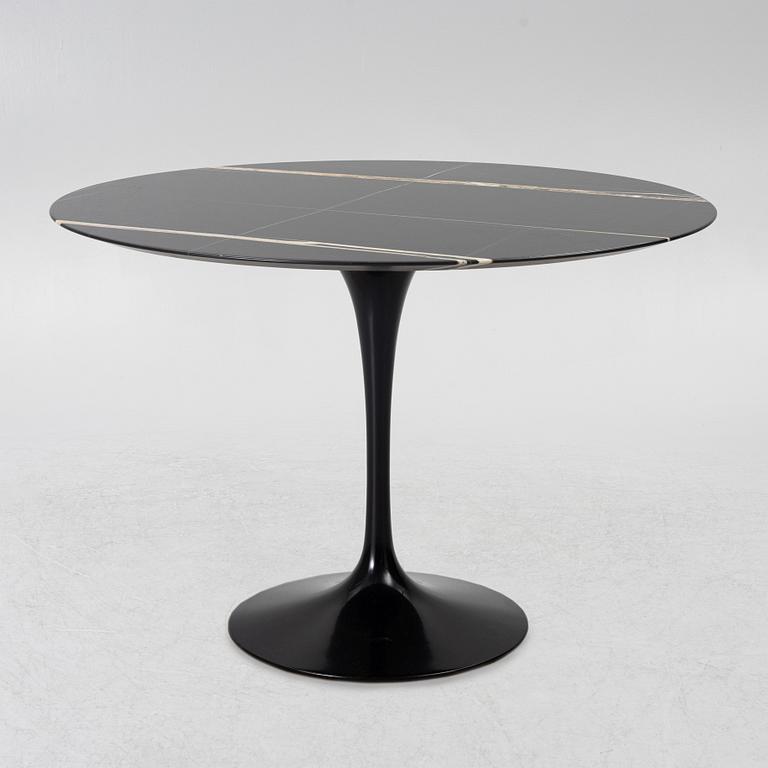 Eero Saarinen, dining table, "Tulip", Knoll Studio.