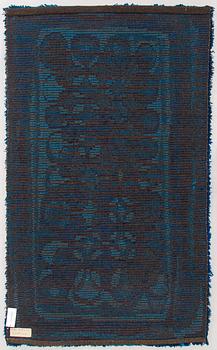 Helena Koskivaara, rya, tillverkad i konstnärens ateljé. Ca 190 x 110 cm.