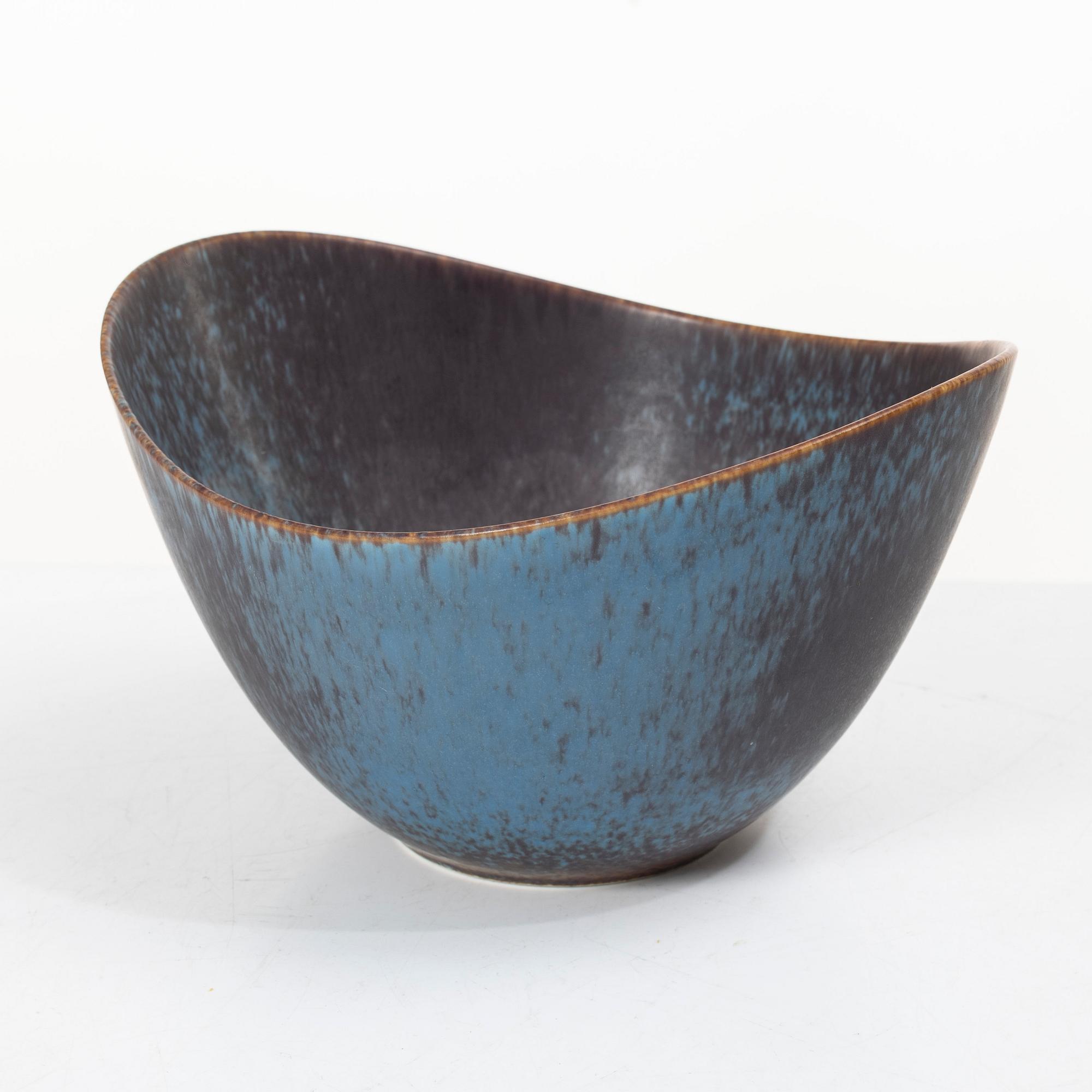 Gunnar Nylund, a stoneware bowl, Rörstrand, model AXK.