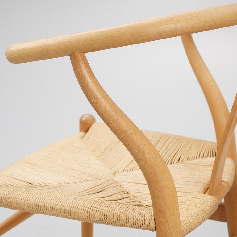 Hans J. Wegner, stolar, 4 st, "CH24", Carl Hansen & Son, Danmark, 2000-tal.