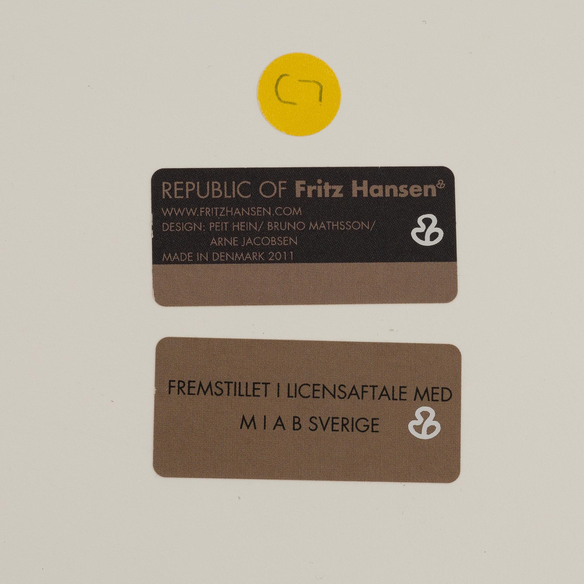 Bruno Mathsson, Piet Hein & Arne Jacobsen, bord, Republic of Fritz Hansen, 2011.