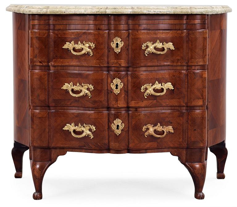 A Swedish Rococo 18th century commode in the manner of C. Linning.