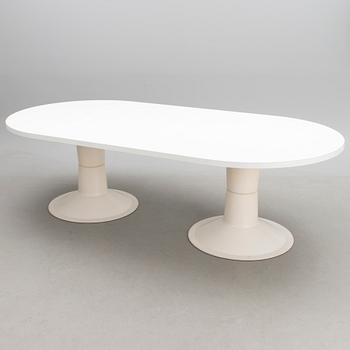 A 1970s "Saturnus" table for Haimi, Finland.