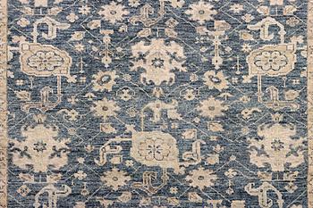 Matta, med sk. Mamlukdesign, ca 307 x 253 cm.