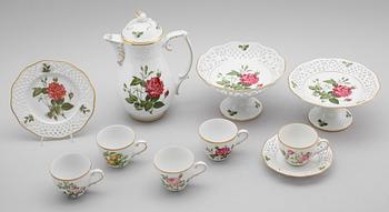 KAFFESERVIS, 41 delar, porslin, Schumann, Fyrklövern, 1900-talets andra hälft.