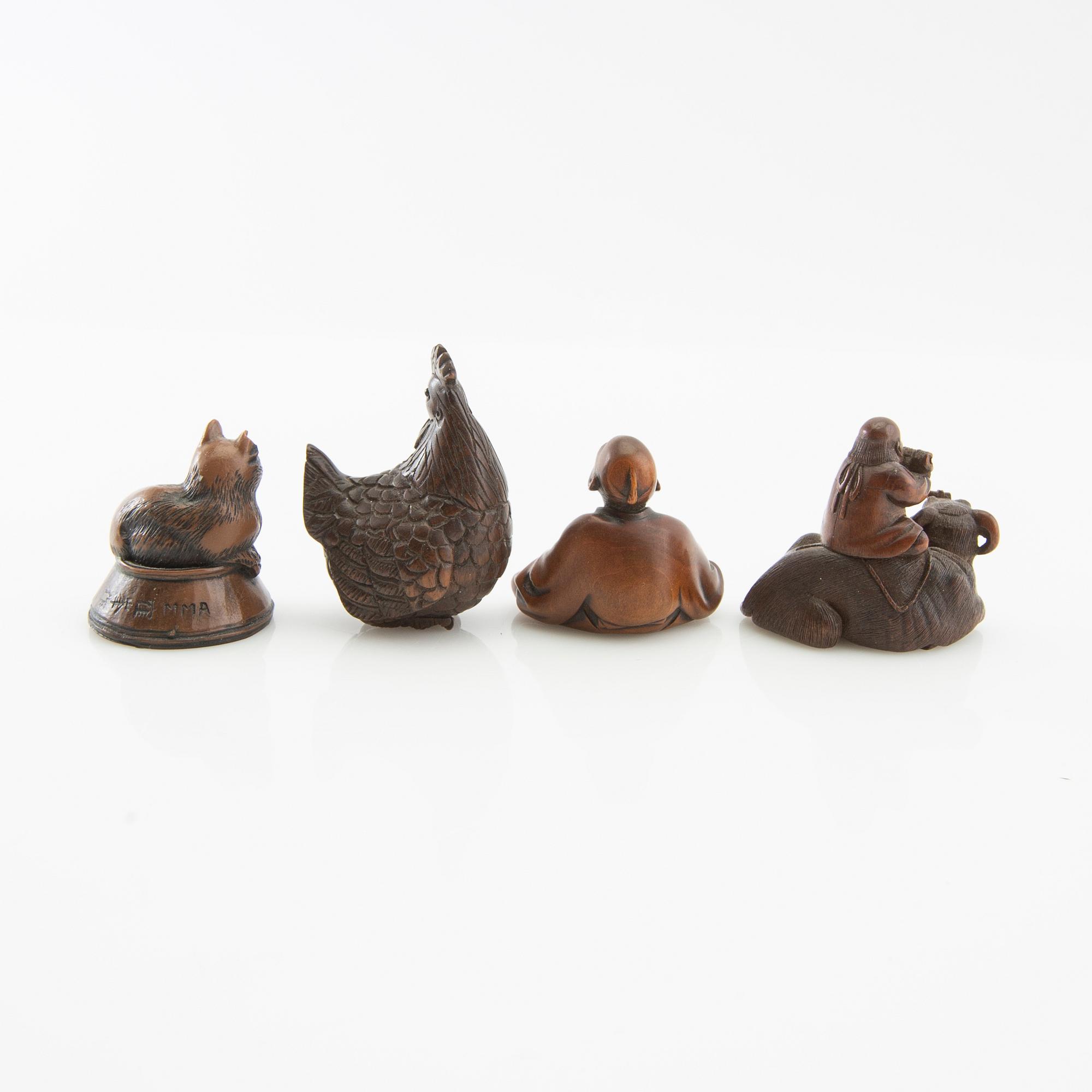 Netsuke 9 st Japan 1900-tal.