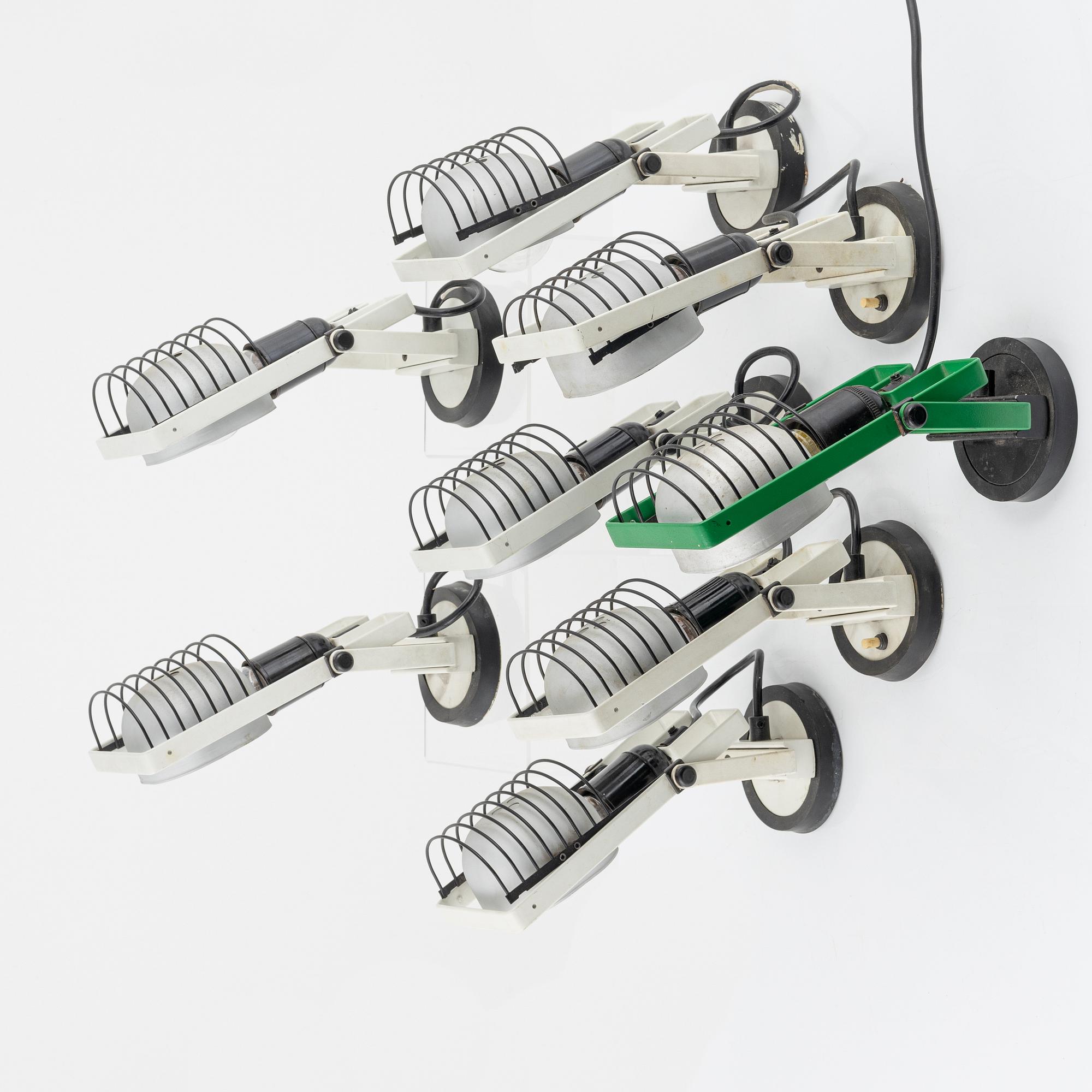 A set of eight  'Sintesi Faretto Sconces' wall lights by Ernesto Gismondi for Artemide.