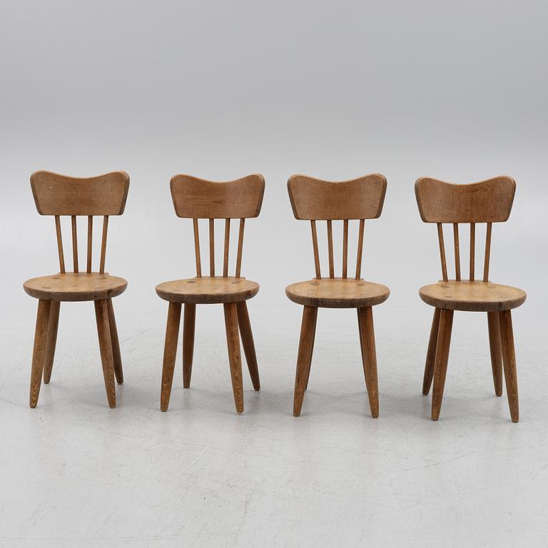 A set of sports cabin model chairs, around the mid-20th century.