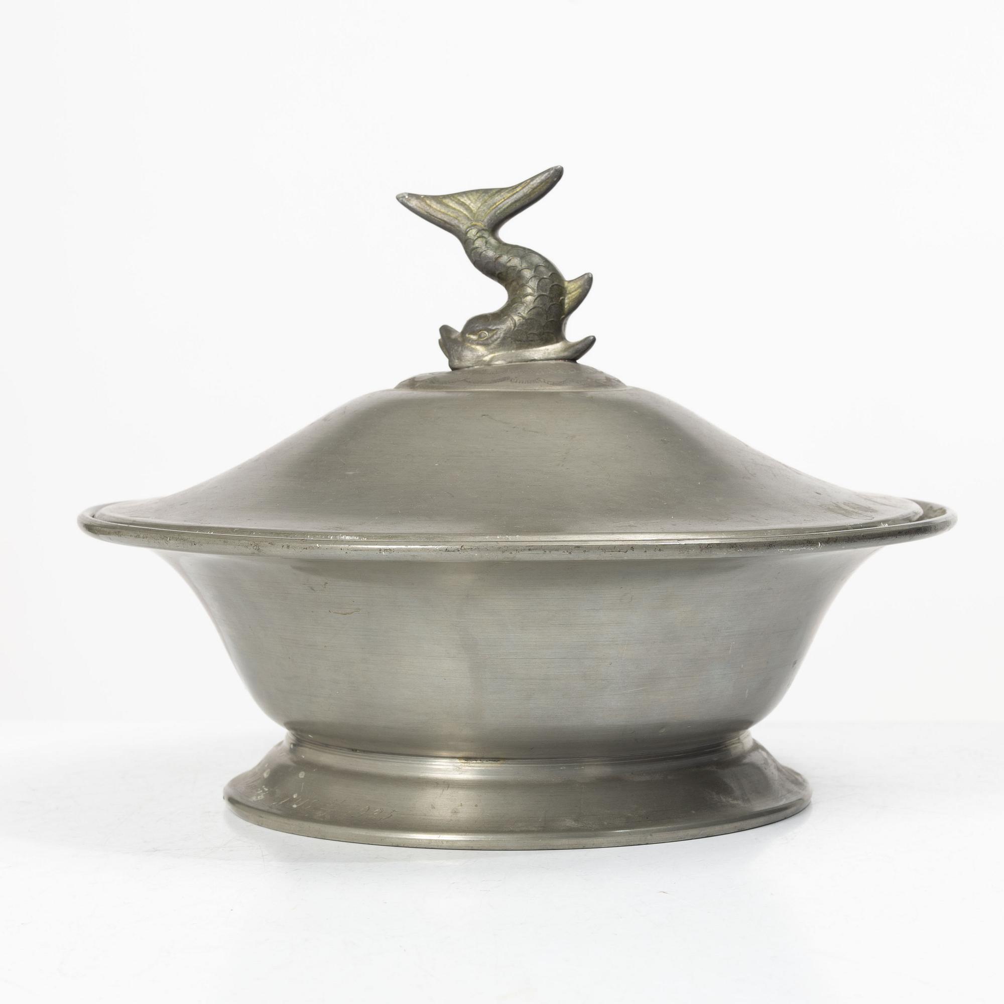 Firma Svenskt Tenn, Lidded tureen, Stockholm, 1926.