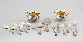 SAMLING SILVERFÖREMÅL, 16 delar, 1900-tal. Vikt ca 433 gram.