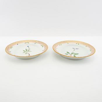Plates 2 pcs "Flora Danica" Royal Copenhagen Denmark 1962-1963 porcelain.