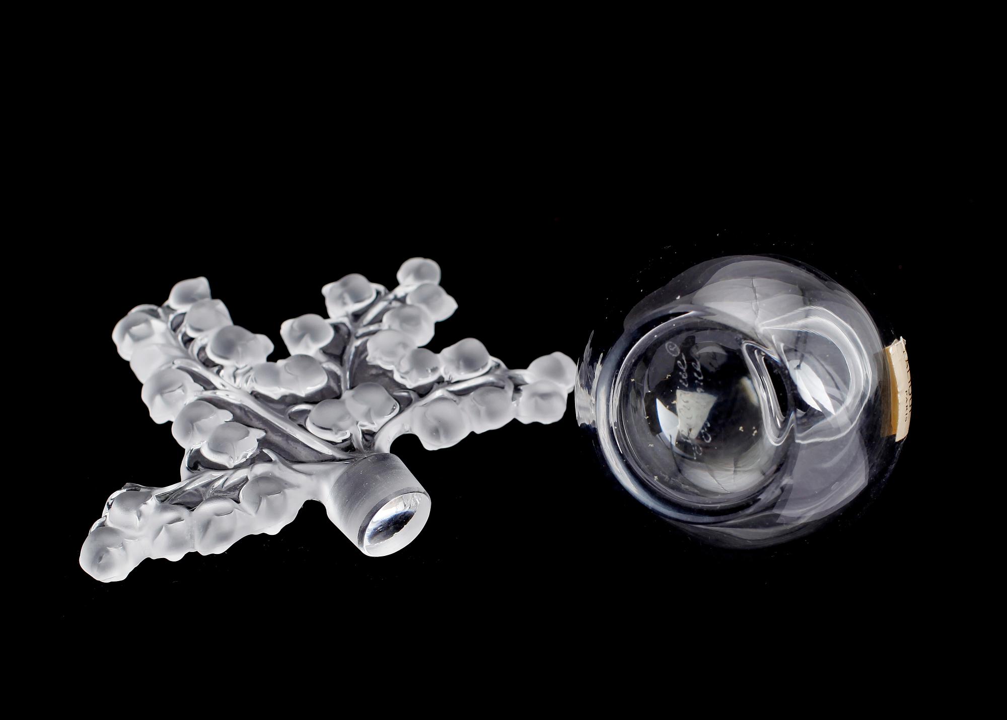 PARFYMFLAKONG, glas, Lalique, Frankrike, signerad.