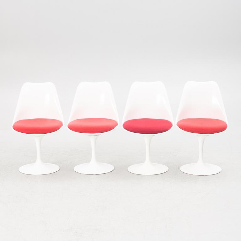 Eero Saarinen, four 'Tulip' chairs.