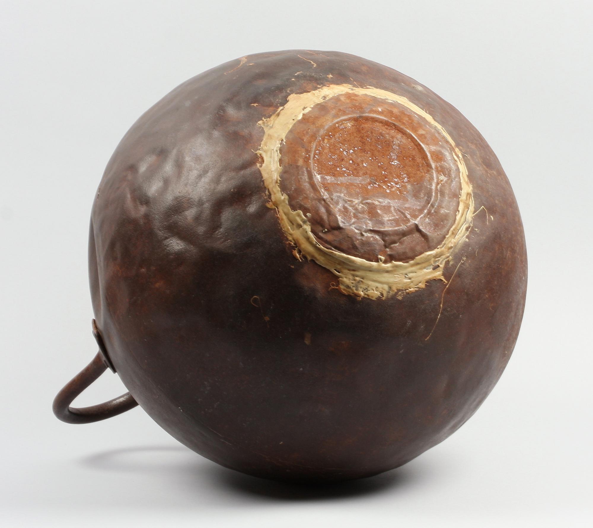 KRUKA/VAS. Metall. Guatemala.