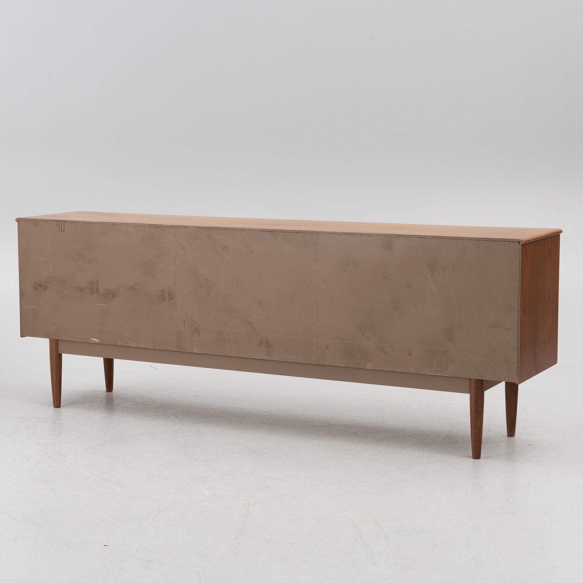 Nils Jonsson sideboard "Cortina" Troeds Möbelfabrik, Bjärnum 1960s.