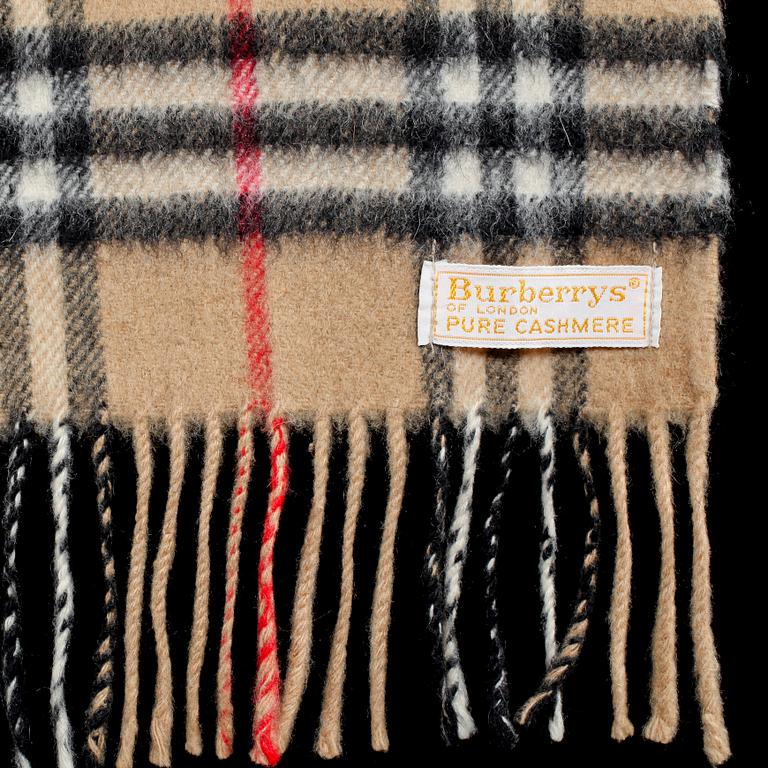 HALSDUK, Burberry.
