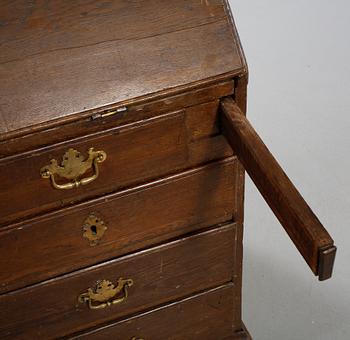 SKRIVSKÅP, senbarock, 1700-tal.