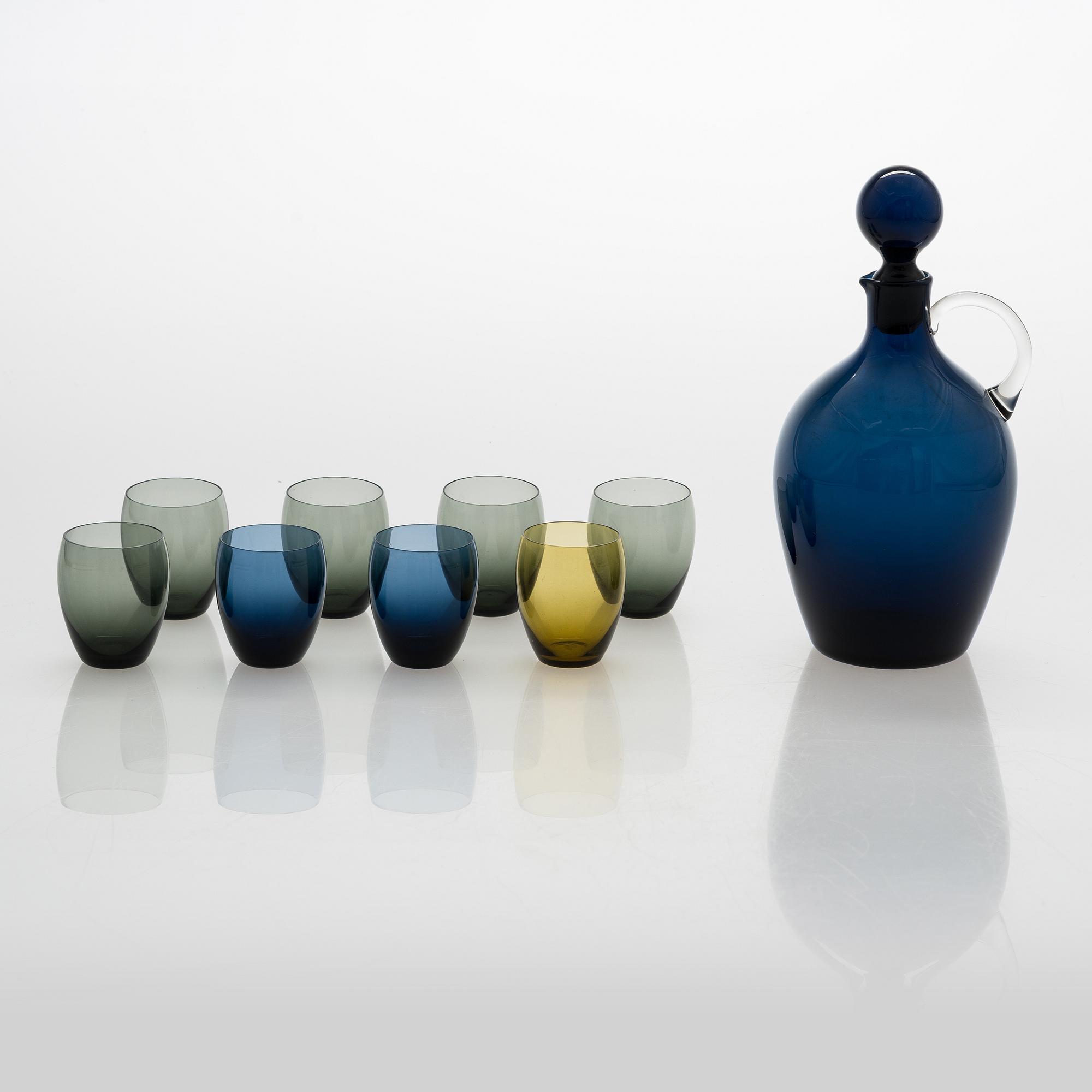 Saara Hopea, a glass carafe with eight liqueur glasses, model 2501. Design year 1959.