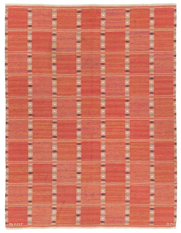 Barbro Nilsson, matta, "Falurutan, röd Borås" rölakan, ca 246 x 187 cm, signerad AB MMF BN.