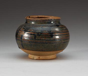KRUKA, keramik. Song dynastin (960-1279).